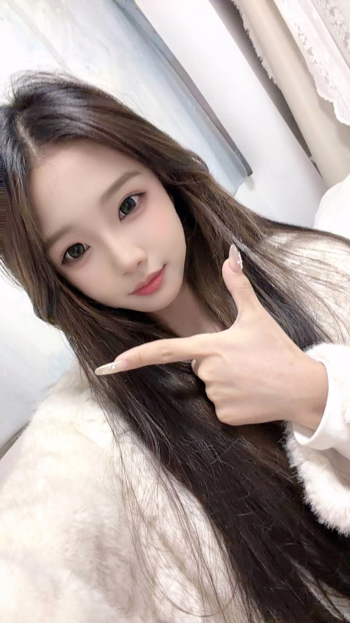 闵行区-小茜